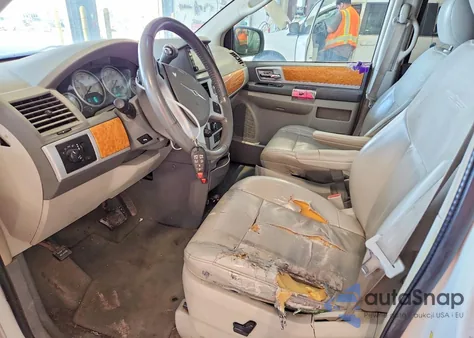 2008 Chrysler Town & Country Limited from USA, damaged, VIN 2A8HR64X08R646121